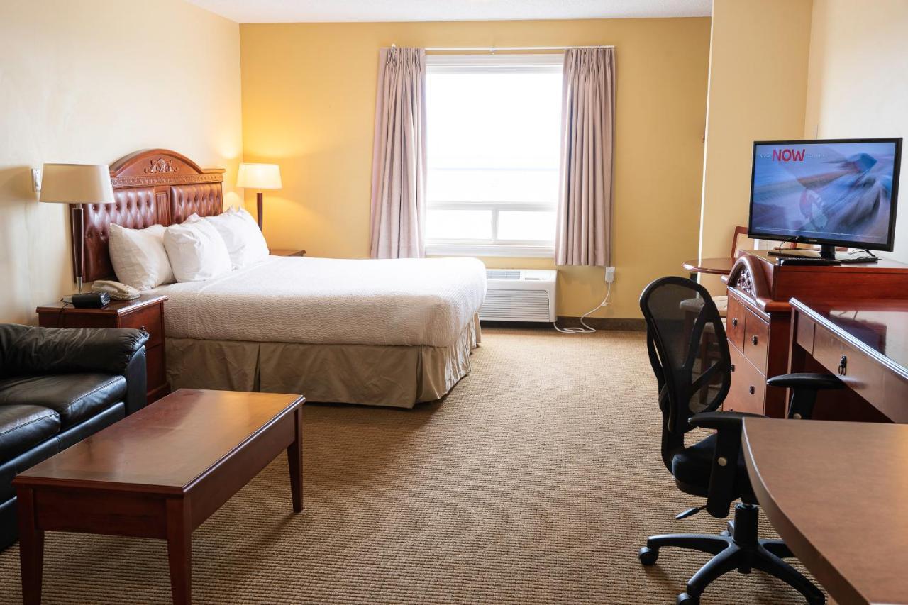 Days Inn By Wyndham Bonnyville Exterior photo