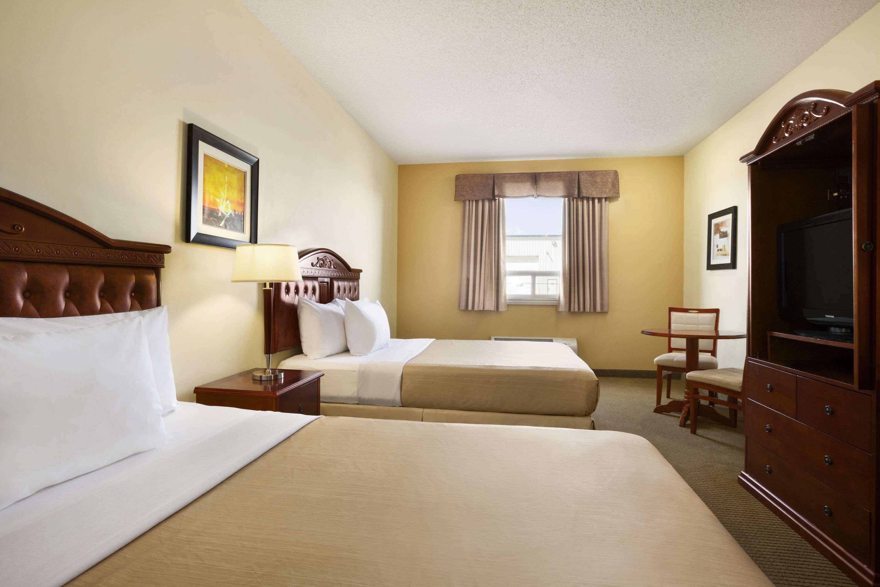 Days Inn By Wyndham Bonnyville Exterior photo