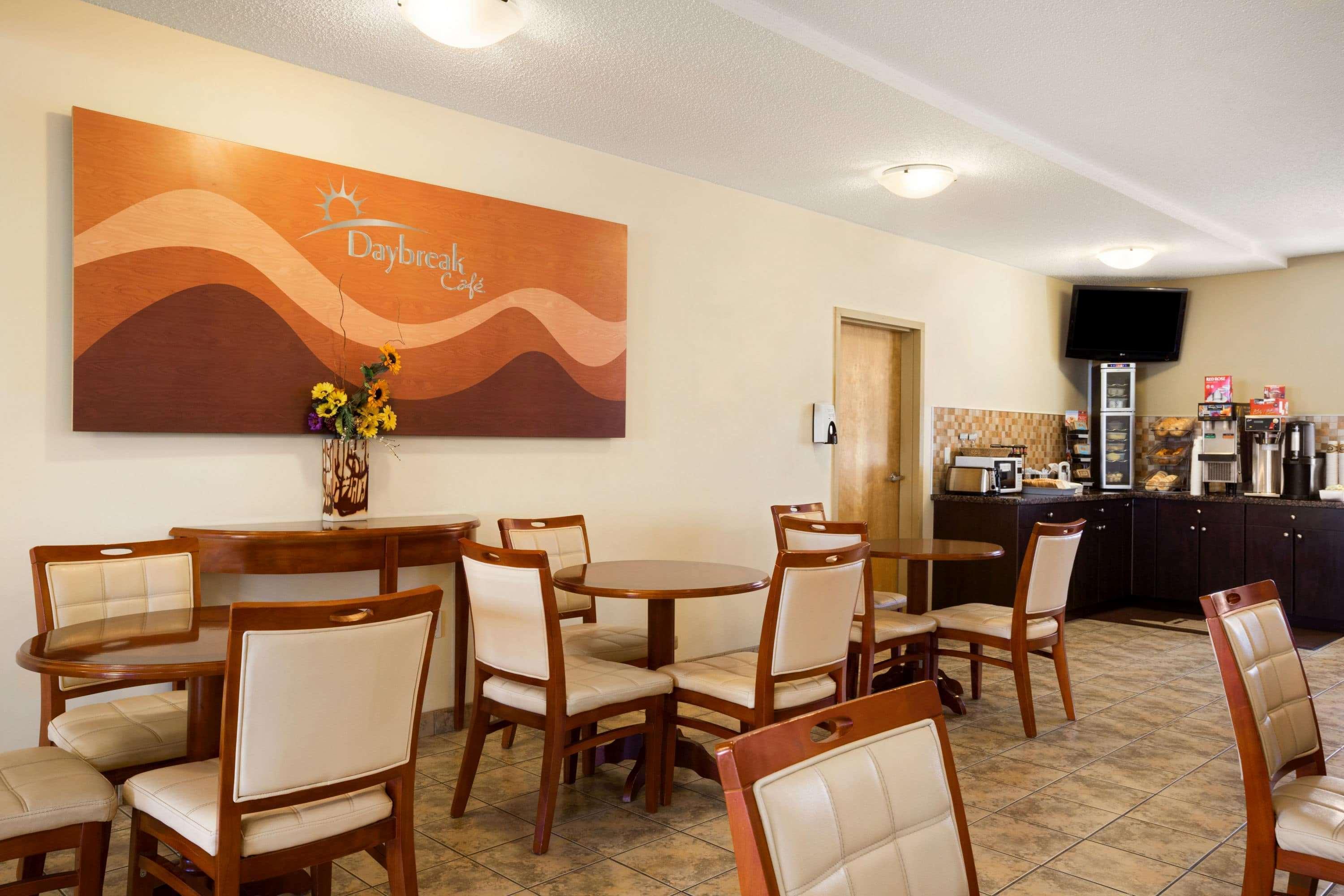 Days Inn By Wyndham Bonnyville Exterior photo